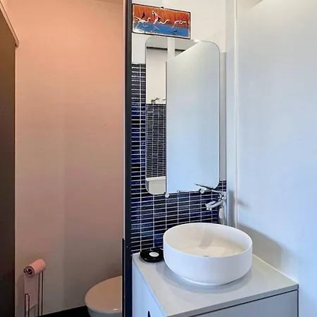 Apartment Avec Piscine, Parking Et Balcon Au Grau Du Roi - Fr-1-717-71 *