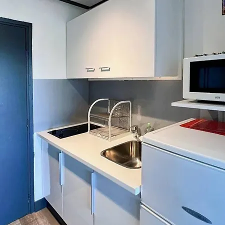 Apartment Avec Piscine, Parking Et Balcon Au Grau Du Roi - Fr-1-717-71